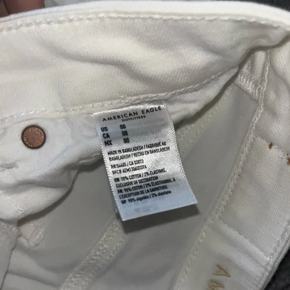 American Eagle Stretch Denim Mom Shorts - Picture 5 of 5